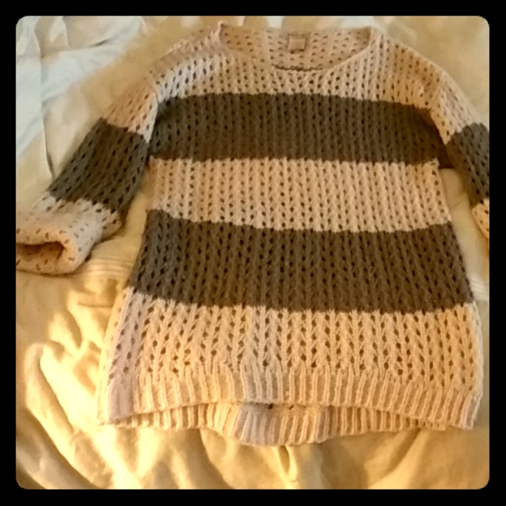Knit sweater